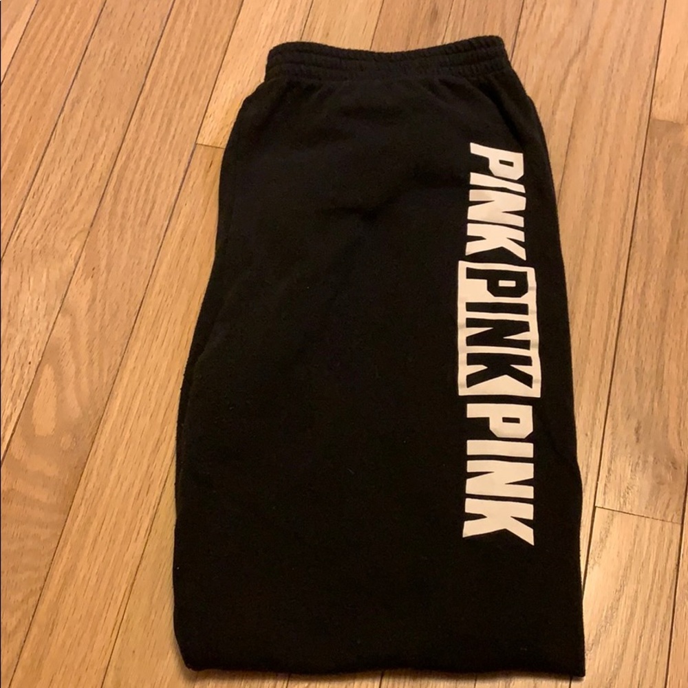 Victoria’s Secret Large PINK Capri Sweatpants